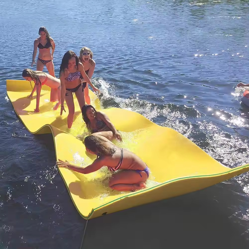 Custom Size Color Foam Floating Mat Tear Resistant Close Cell Xpe Water Pad